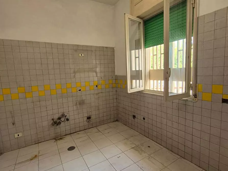 Immagine 11 di Appartamento in vendita  in Via Melito, 64 a Torre Annunziata