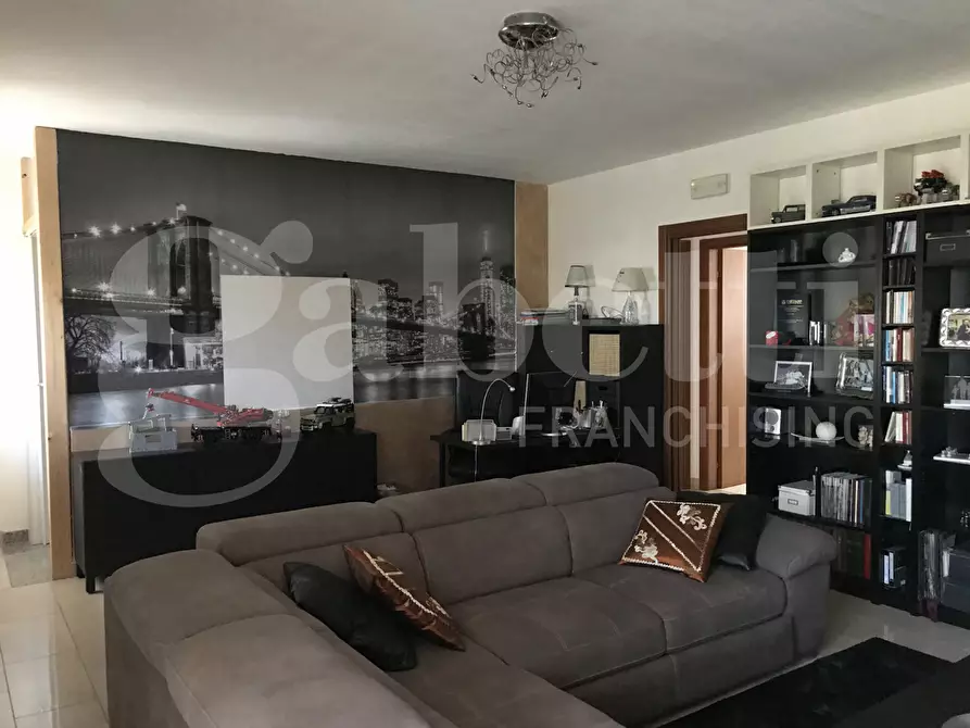 Immagine 4 di Appartamento in vendita  in Via Peucetia, 27 a Cassano Delle Murge