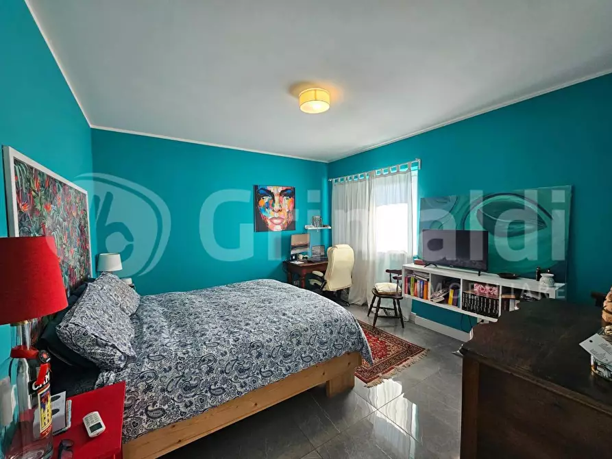 Immagine 11 di Appartamento in vendita  in Via GIUSEPPE UNGARETTI, NCS a Inverno E Monteleone