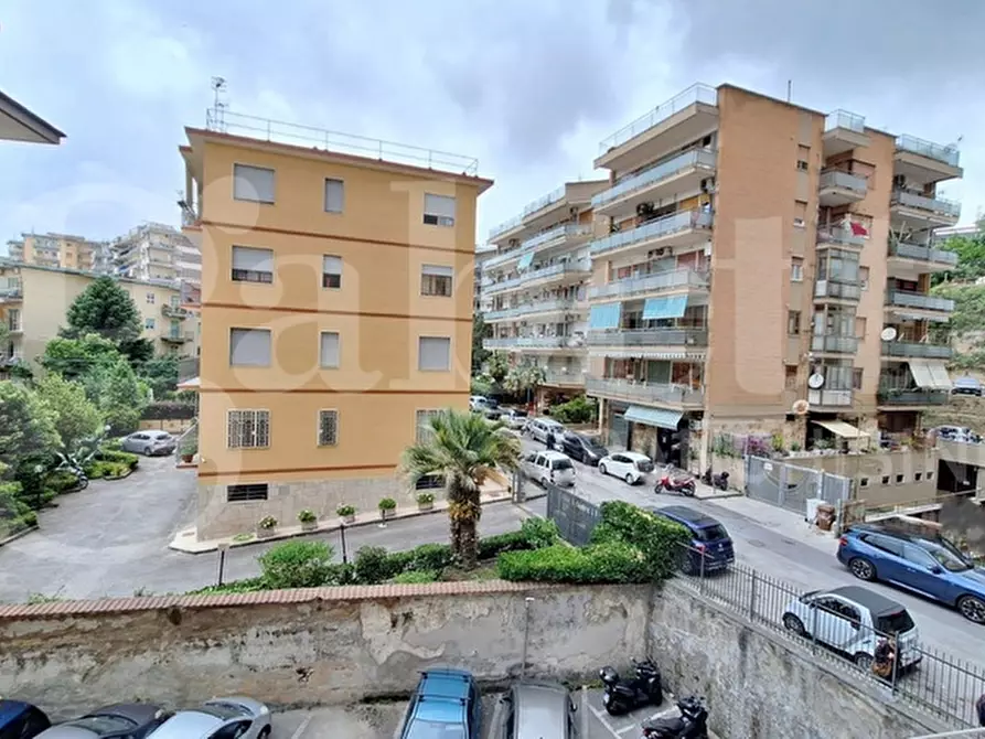 Immagine 2 di Appartamento in vendita  in Via Pietro Castellino a Napoli