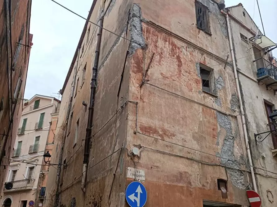 Immagine 6 di Palazzo in vendita  in Via Cavallotti, 2 a Iglesias