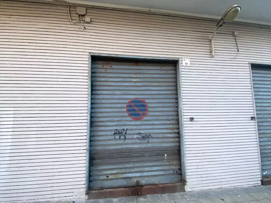 Immagine 7 di Negozio in vendita  in Via Mario Recanati, 55 a San Giorgio A Cremano