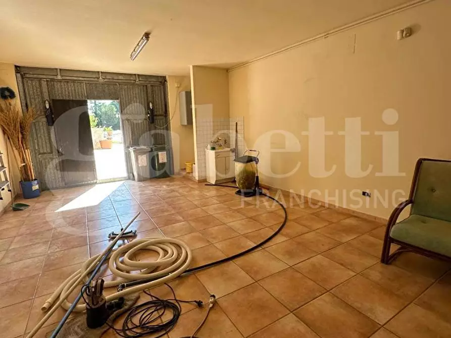 Immagine 50 di Villa in vendita  in Contrada camere, sn a Ostuni