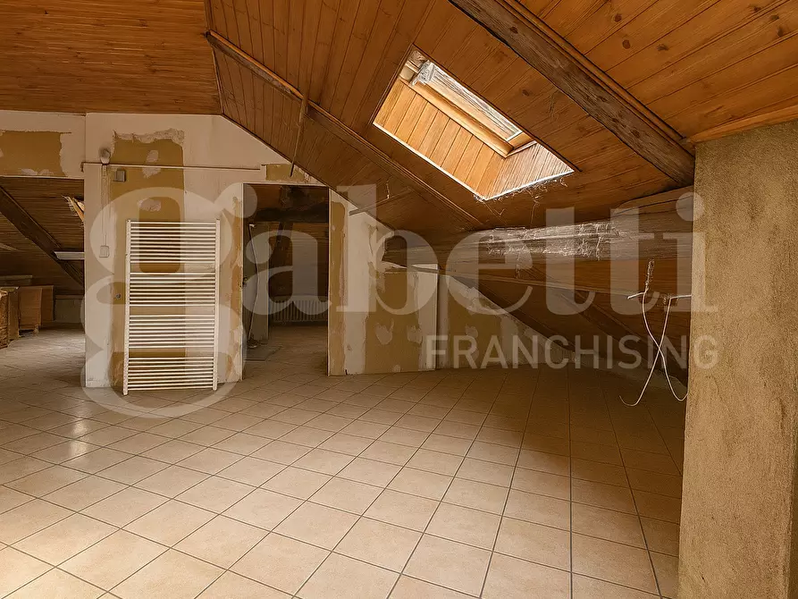 Immagine 11 di Appartamento in vendita  in Via Vittorio Emanuele II, 18 a Chieri