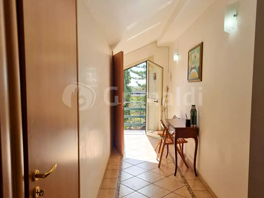 Immagine 13 di Villa in vendita  in Via Pico della Mirandola a Avola