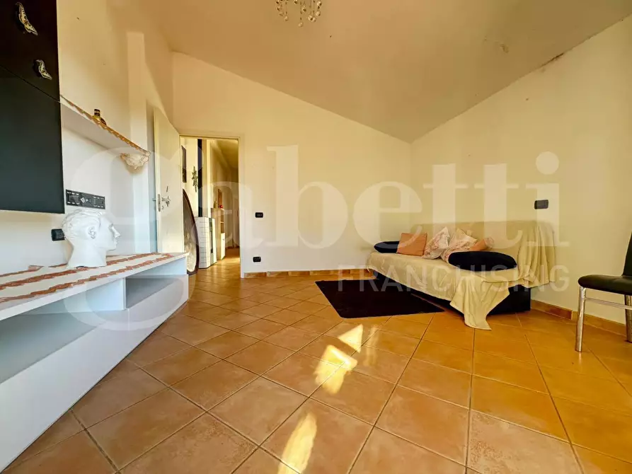 Immagine 5 di Appartamento in vendita  in Via dei tassi, 53 a Ardea