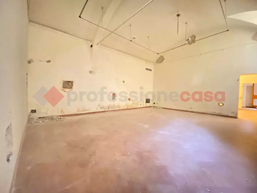 Immagine 11 di Attività commerciale in affitto  in Via BORGO OGNISSANTI a Firenze