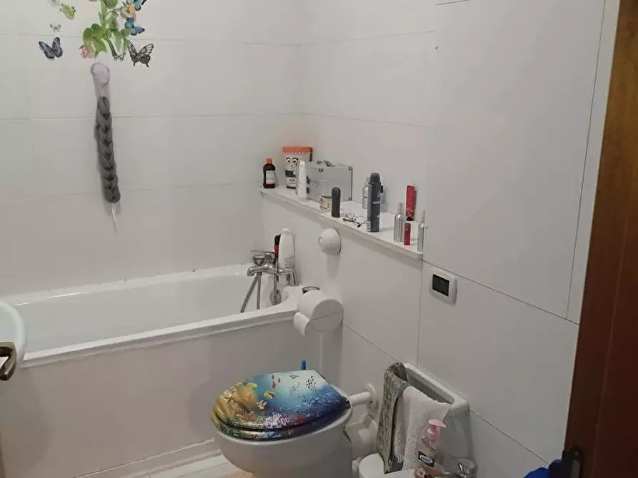 Immagine 8 di Appartamento in vendita  in Piazza G.B.TEDESCO, 12 a Taranto