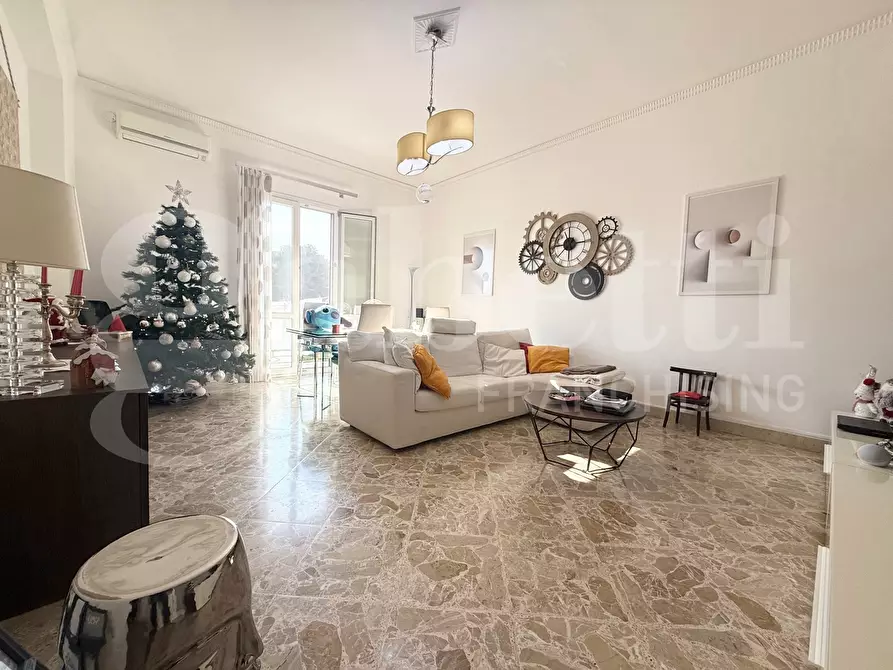 Immagine 2 di Appartamento in vendita  in Via dell'Arenella, 16 a Palermo