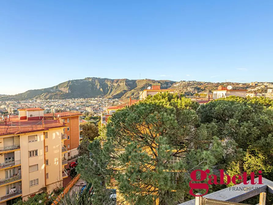 Immagine 23 di Appartamento in vendita  in Via San Domenico, 29 a Napoli