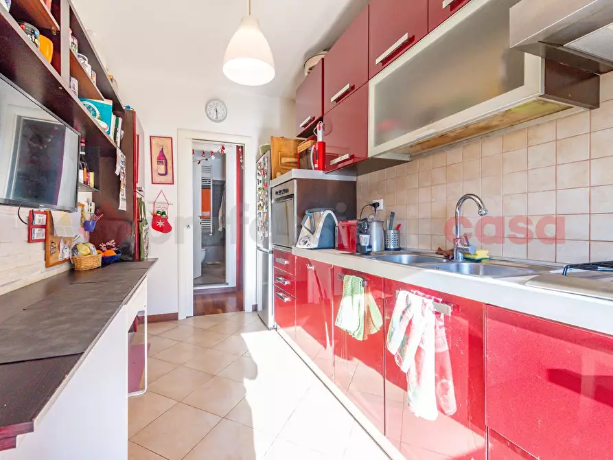 Immagine 19 di Appartamento in vendita  in Via Trasaghis, 11 a Roma