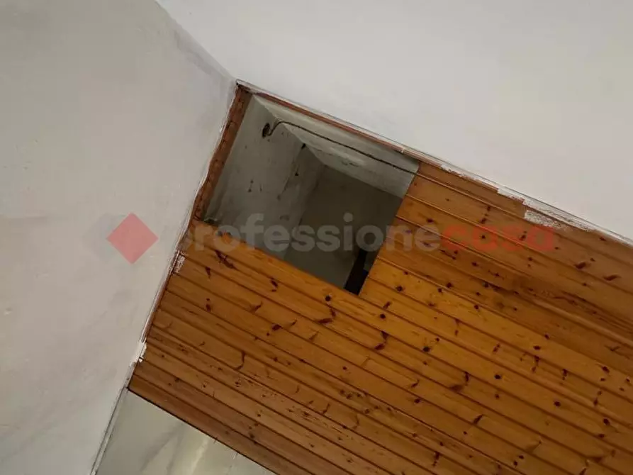 Immagine 4 di Negozio in affitto  in Viale DUSE a Firenze