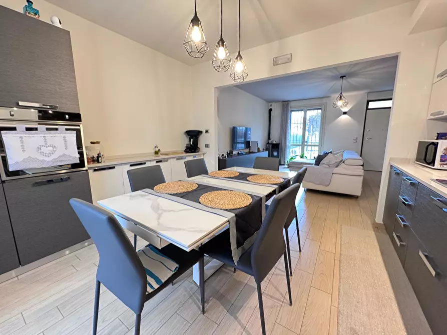 Immagine 10 di Appartamento in vendita  in Via Don Domenico Elidoro, 16 a Pumenengo