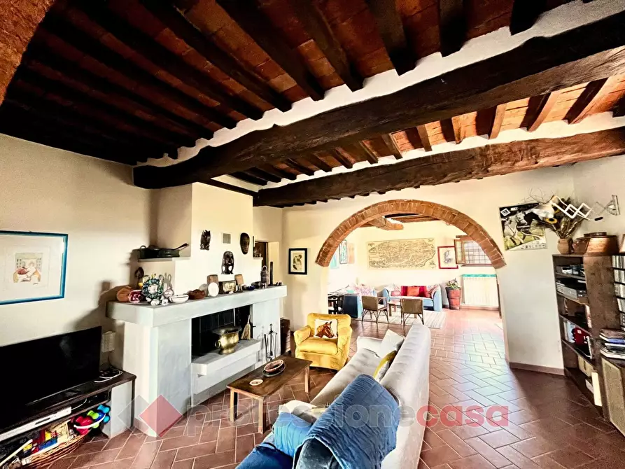 Immagine 4 di Casa indipendente in vendita  in Via Bonazzoli Secondo a Castiglione Del Lago