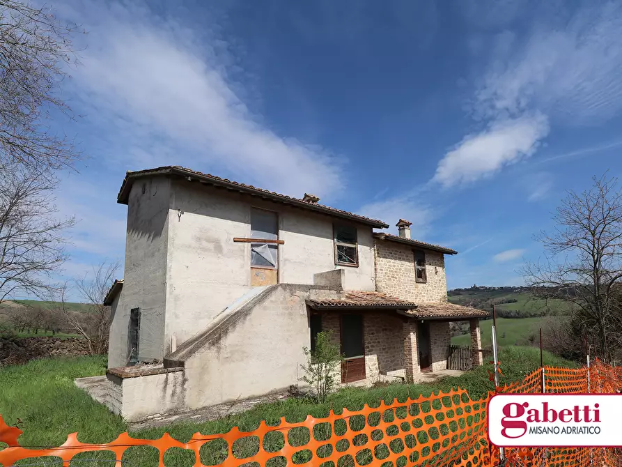 Immagine 1 di Villa in vendita  in Via La Angelino a Sassocorvaro Auditore
