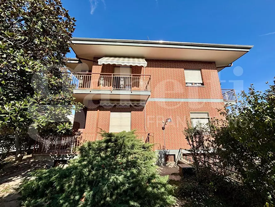 Immagine 3 di Casa bifamiliare in vendita  in Via Medici a Rivalta Di Torino