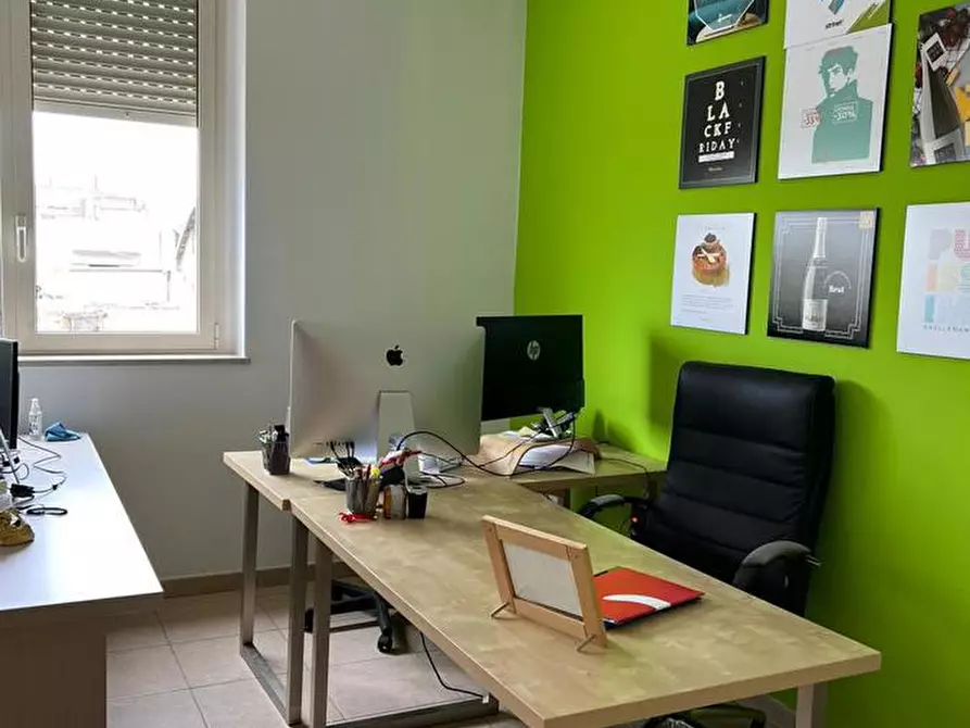 Immagine 6 di Ufficio in vendita  in Via CHECCHIA RISPOLI a San Severo