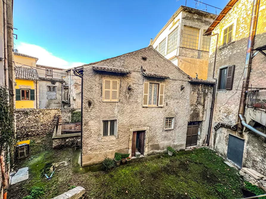 Immagine 16 di Appartamento in vendita  in Vicolo delle monachelle, 10 a Alatri