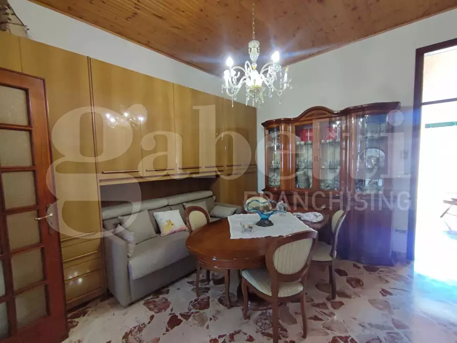 Immagine 22 di Appartamento in vendita  in Corso Umberto I, 178 a Torre Annunziata