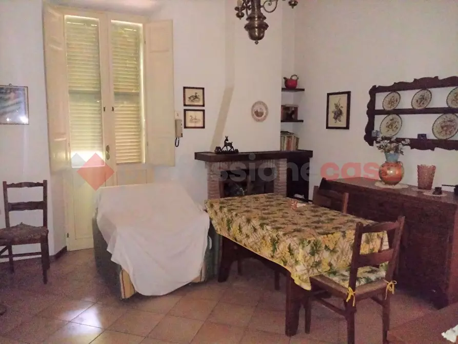 Immagine 2 di Casa indipendente in vendita  in Viale marconi a Spoleto