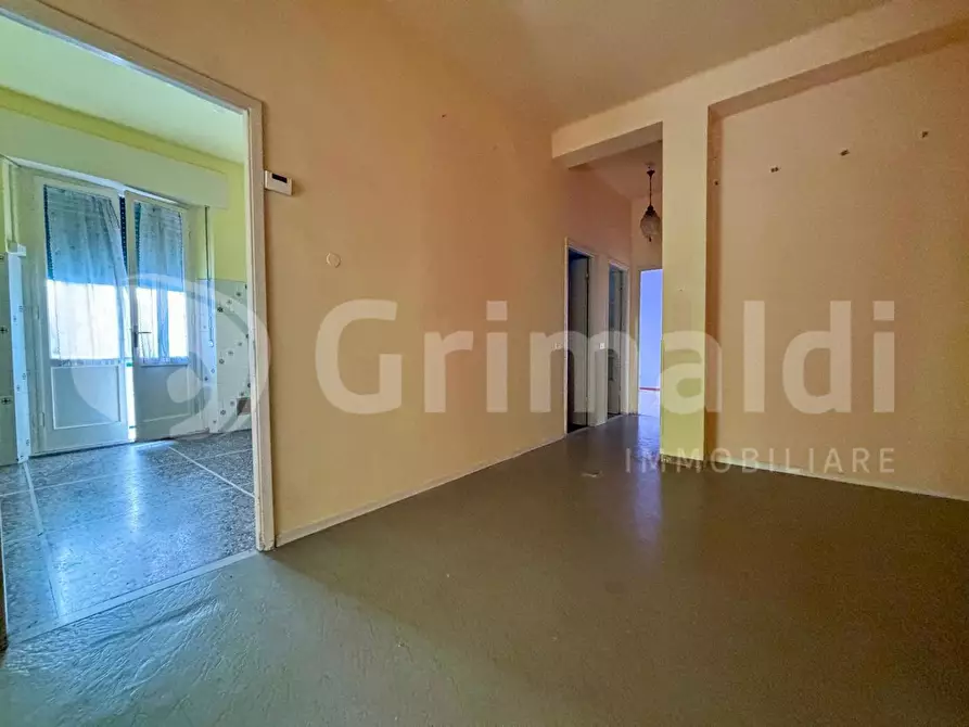 Immagine 16 di Appartamento in vendita  in Viale mameli a Livorno