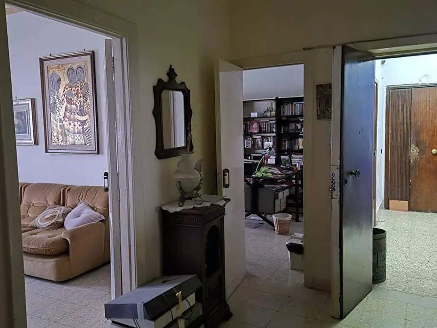 Immagine 2 di Appartamento in vendita  in Via De Simone, 27 a Torre Annunziata