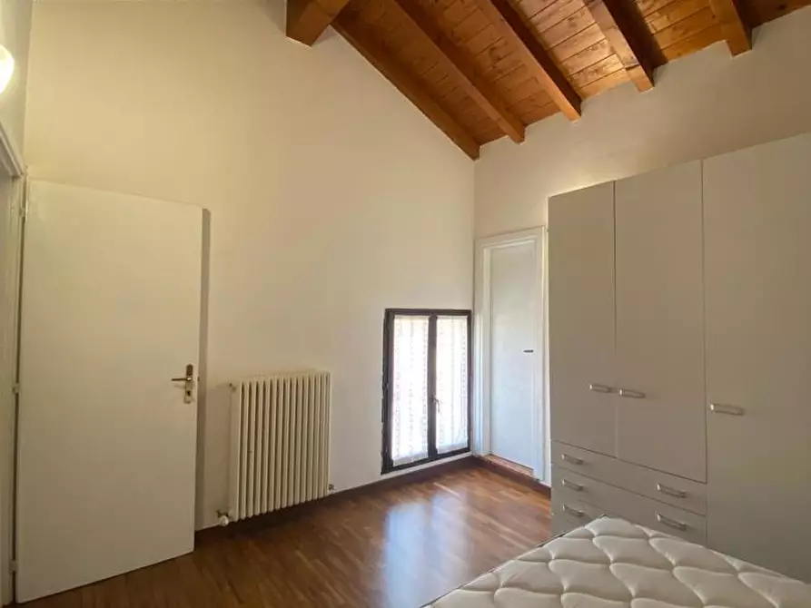 Immagine 16 di Appartamento in affitto  in Corso Guercino, 76 a Cento