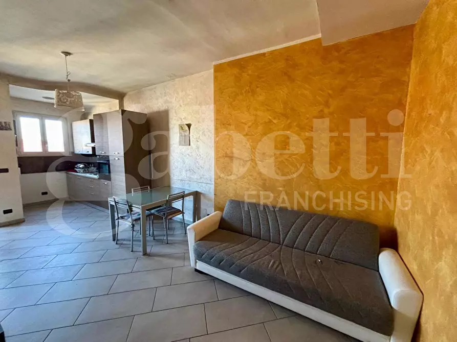 Immagine 1 di Appartamento in vendita  in Via Alba a Rivalta Di Torino