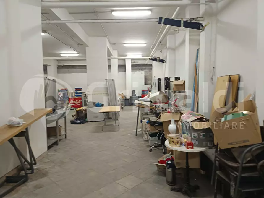 Immagine 14 di Magazzino in vendita  in Via Quinto Novio a Roma