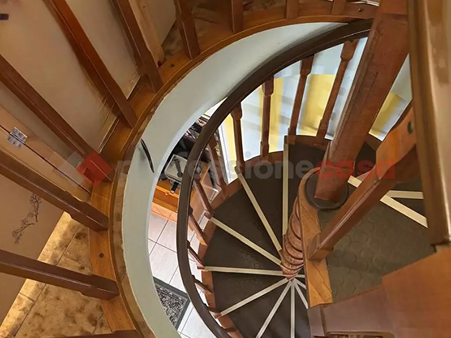 Immagine 9 di Casa indipendente in vendita  in Via MONTE BERTONE, 10 a Pescara