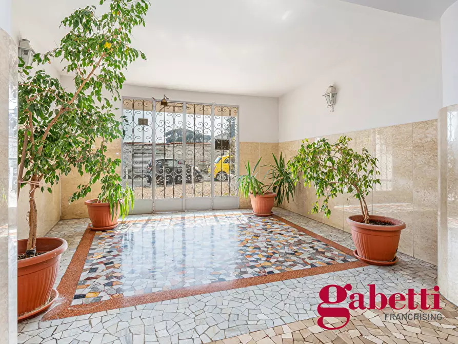 Immagine 28 di Appartamento in vendita  in Via Torquato Tasso, 343 a Napoli