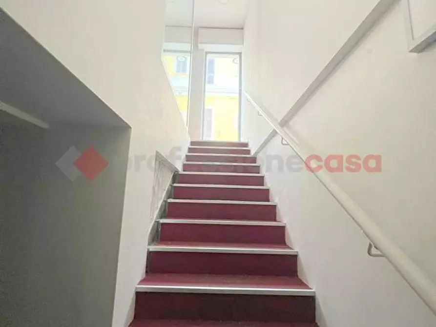 Immagine 6 di Negozio in affitto  in Via RICASOLI, . a Monopoli