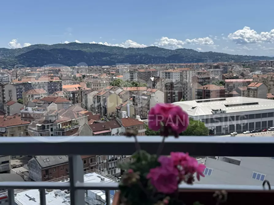 Immagine 14 di Attico in vendita  in Piazza DELLA COSTITUZIONE, 39 a Torino
