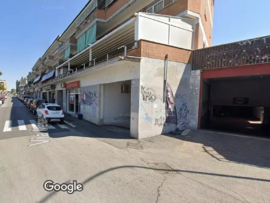 Immagine 1 di Box auto in vendita  in Via Menandro, 67 a Roma