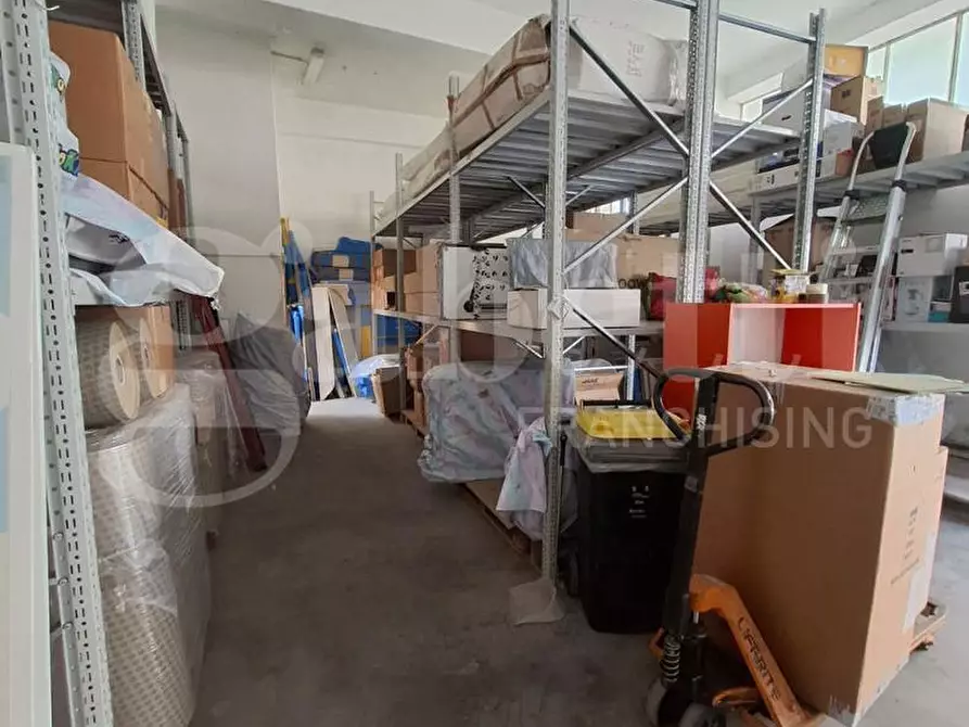 Immagine 10 di Magazzino in vendita  in Via Agnonello, snc a Sora