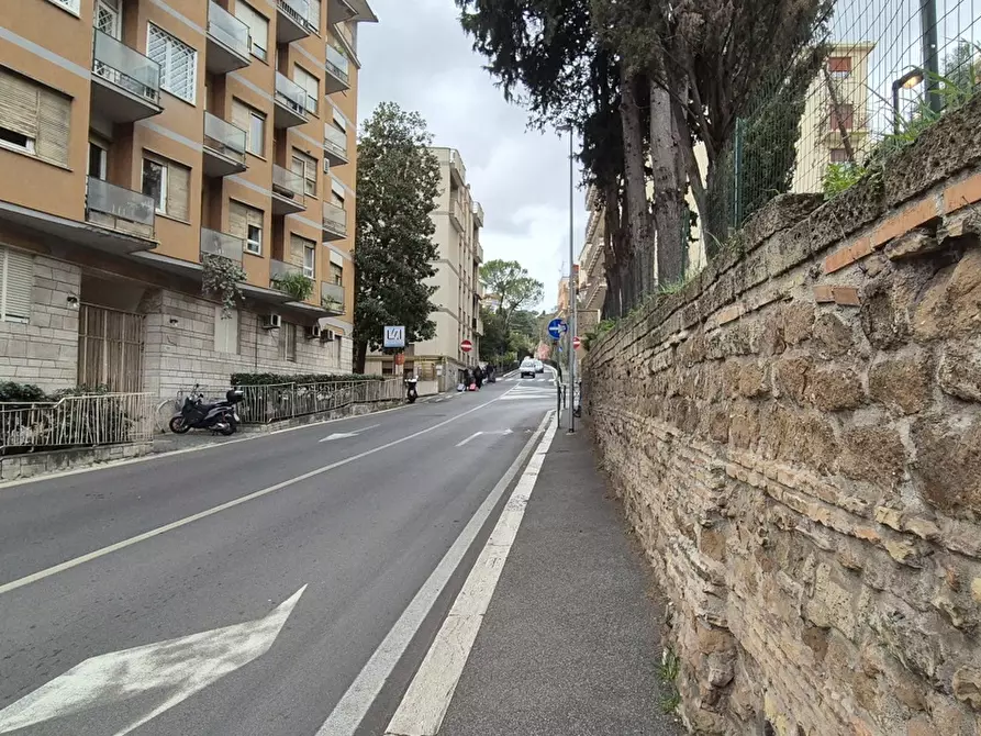 Immagine 24 di Magazzino in affitto  in Via aurelia, 125 a Roma