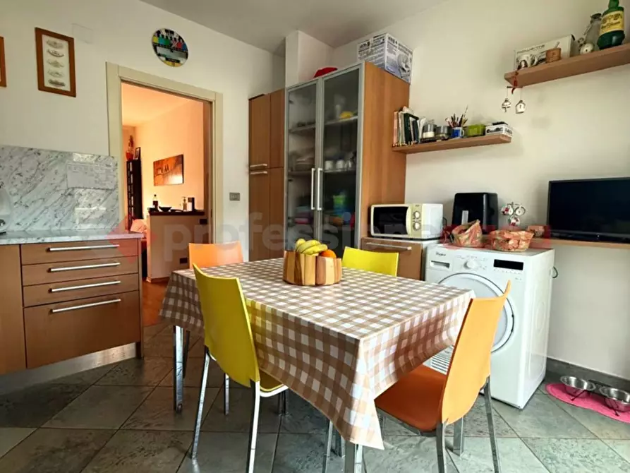 Immagine 10 di Appartamento in vendita  in Via delle cave a Livorno