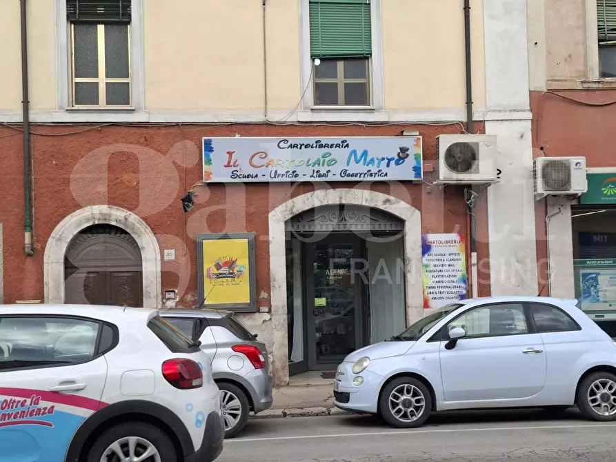 Immagine 1 di Negozio in affitto  in Via Napoli, 31 a Sora