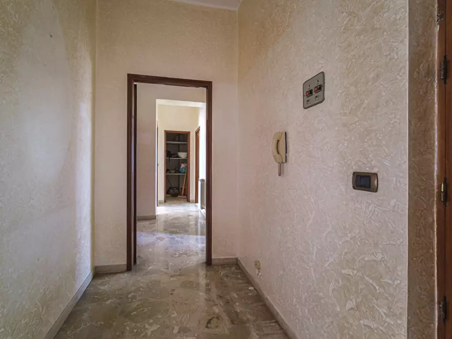 Immagine 3 di Appartamento in vendita  in Via Contesse, 31 a Messina