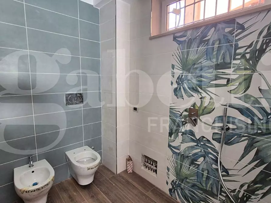 Immagine 10 di Appartamento in vendita  in Via Luigi Settembrini, 76 a Boscotrecase