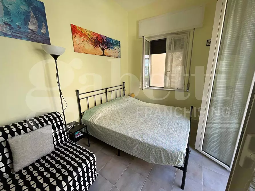 Immagine 10 di Appartamento in vendita  in Traversa Piazza Mare all'Arco, 5 a Gaeta