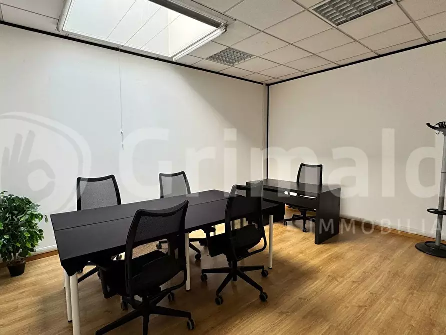 Immagine 14 di Ufficio in affitto  in Via Cornelia, 498 a Roma