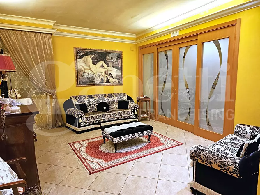 Immagine 5 di Appartamento in vendita  in Via Massimo D'Azeglio, 182 a San Severo