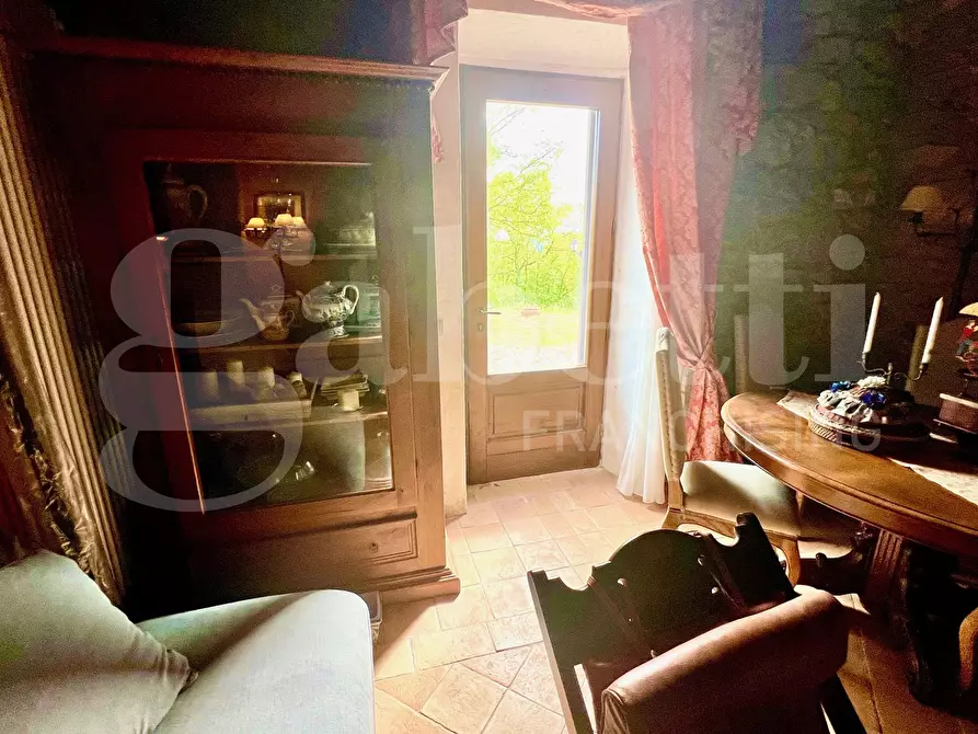 Immagine 3 di Rustico / casale in vendita  in Via di Vitozza, 16 a Sorano