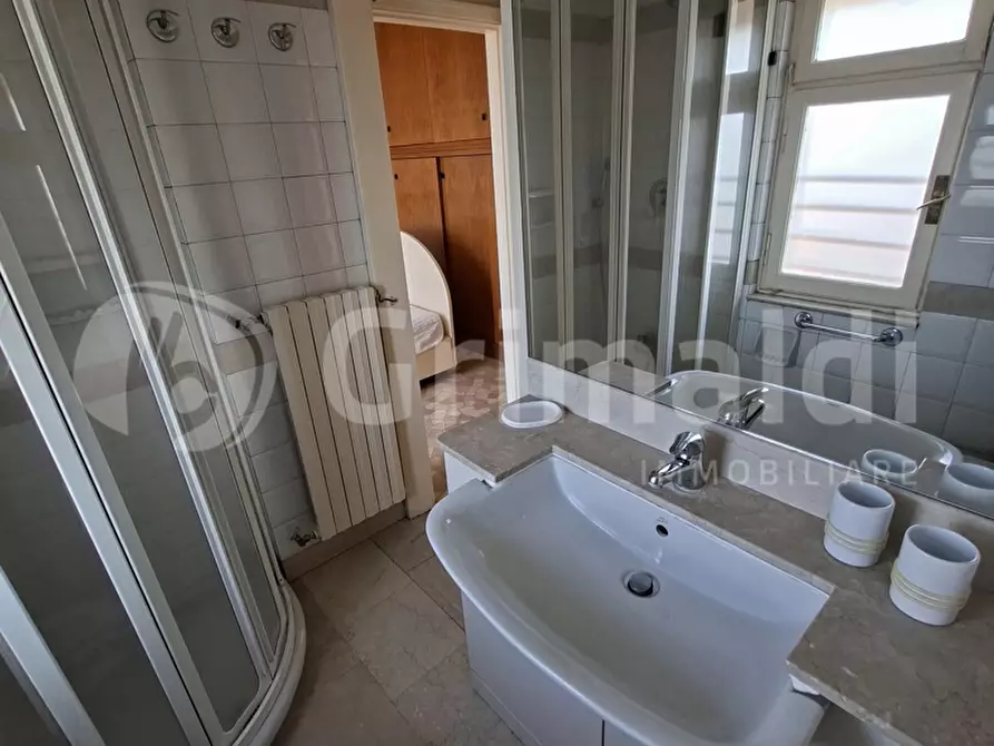 Immagine 9 di Appartamento in affitto  in Viale Romagna, 11 a Milano