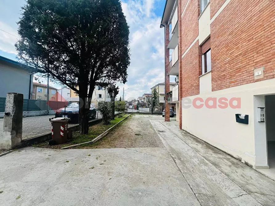 Immagine 2 di Appartamento in vendita  in Via fratelli bandiera a Scandiano