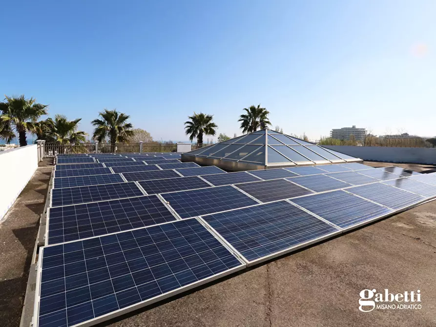 Immagine 5 di Negozio in vendita  in Via Litoranea Sud, 80 a Misano Adriatico