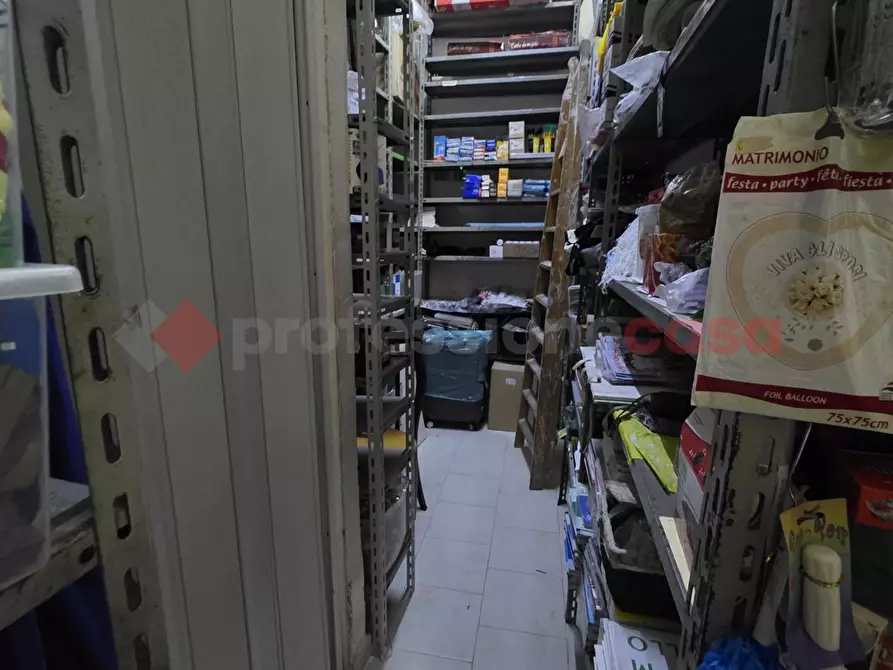 Immagine 12 di Attività commerciale in vendita  in Via Bernardino Martirano, 2/A/b a Napoli
