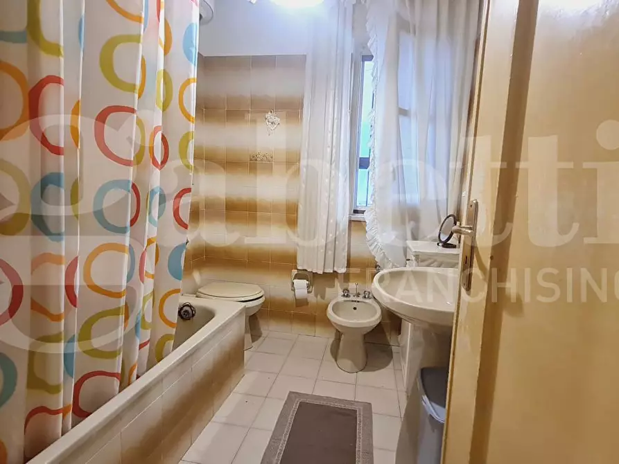 Immagine 13 di Appartamento in vendita  in Via Colomba a Palermo