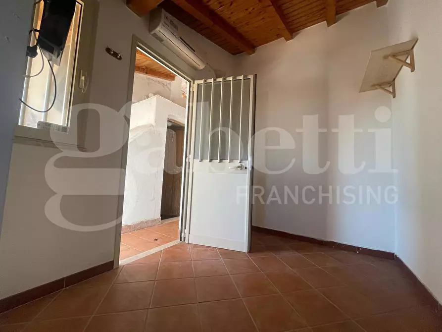 Immagine 16 di Appartamento in vendita  in Via Indipendenza, 379 a Gaeta